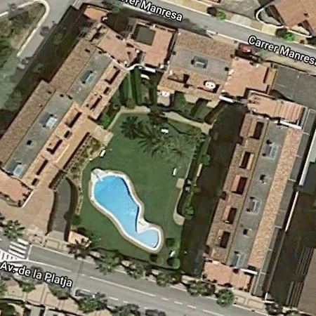Apartment With Swimming Pool And Parking, 3 Minutes From The